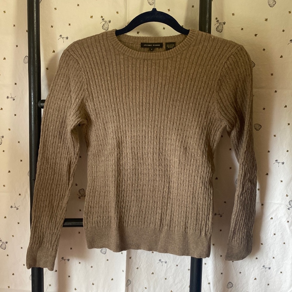Jeanne Pierre dusty brown sweater